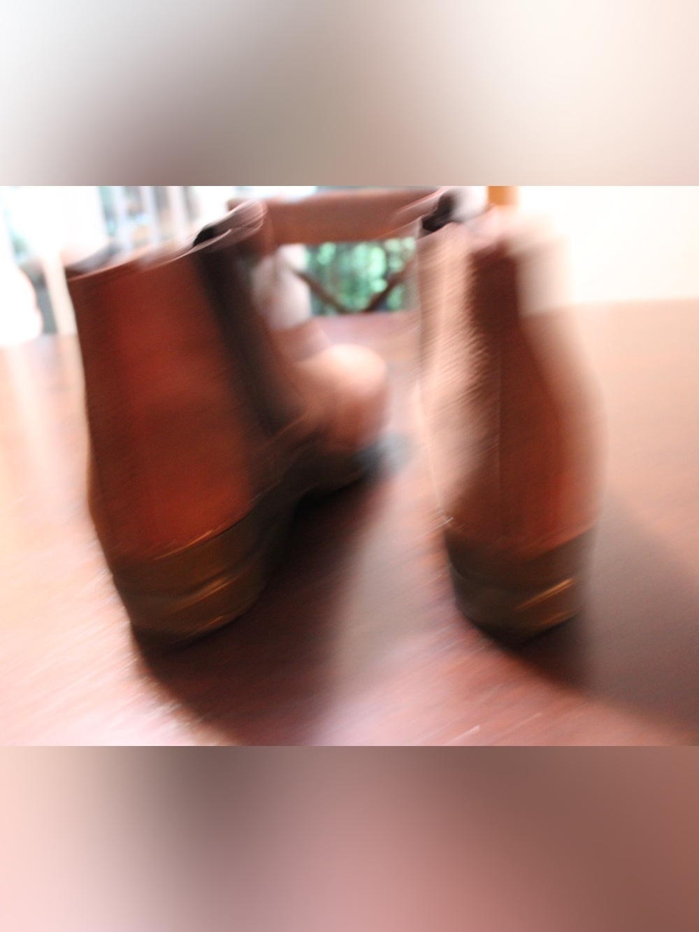Hudson Women's Leather Chelsea Boot in Antique Brown - Picture 3 of 6